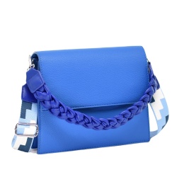 Дамска чанта за през рамо с ефектни дръжки малка синя