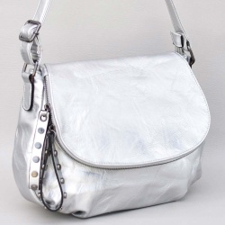 Голяма дамска чанта за през рамо, тип преметка, от висококачествена еко кожа, сребърна