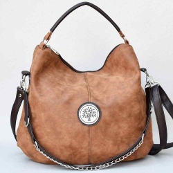 Българска дамска чанта, тип торба от еко кожа с три дръжки, светло кафява