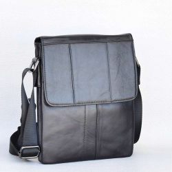 Мъжка чанта от естествена кожа тип плик с капак височина 23 см, черна