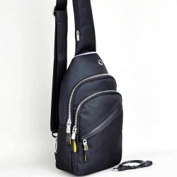 Мъжка чанта-раница с USB кабел, за през гърди, гръб, ляво или дясно рамо, черна