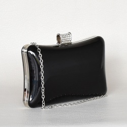 Дамска чанта клъч лачена твърда стилен дизайн официална черна
