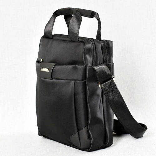 Мъжка чанта от плат височина 30 см, непромокаема, с къса и дълга дръжка, черна