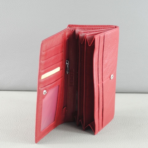 Дамско портмоне от естествена кожа с много отделения за банкноти червено