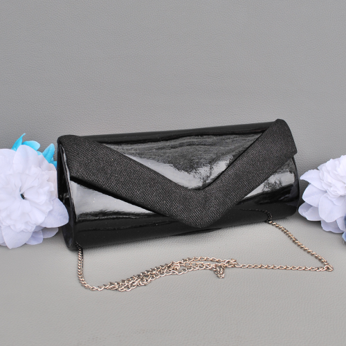 Бална дамска чанта клъч, лачена тип плик с ефектен капак черен