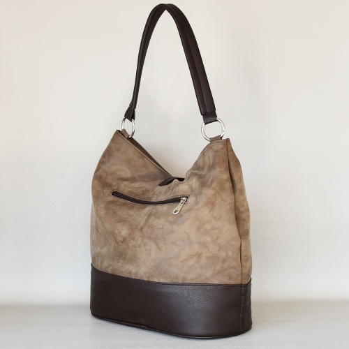 Българска дамска чанта тип торба от еко кожа всекидневна за под мишница кафява