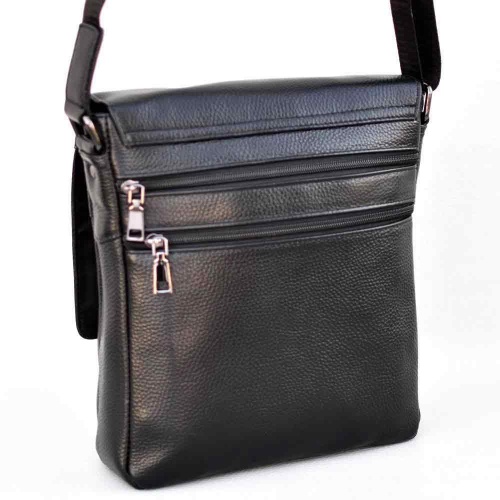 Мъжка чанта от естествена кожа за през рамо с удобно разпределение, височина 27 см, черна