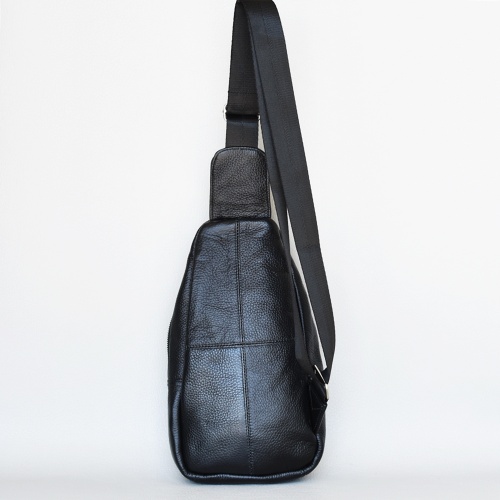 Мъжка раница  чанта черна от естествена кожа телешки бокс за през гърди, рамо или гръб