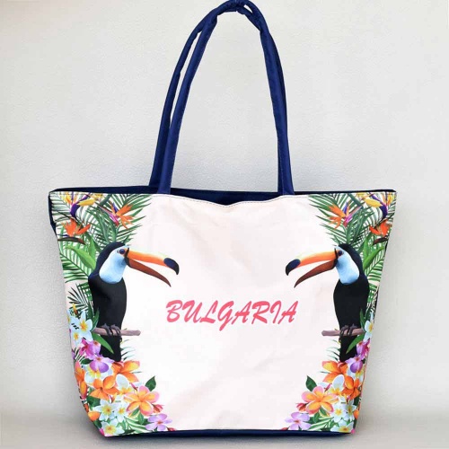 Плажна чанта евтина от непромокаем плат с цип, с екзотични цветя и тукан