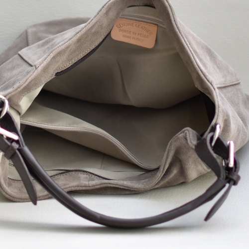 Дамска чанта тип торба от естествена кожа черна произход Италия