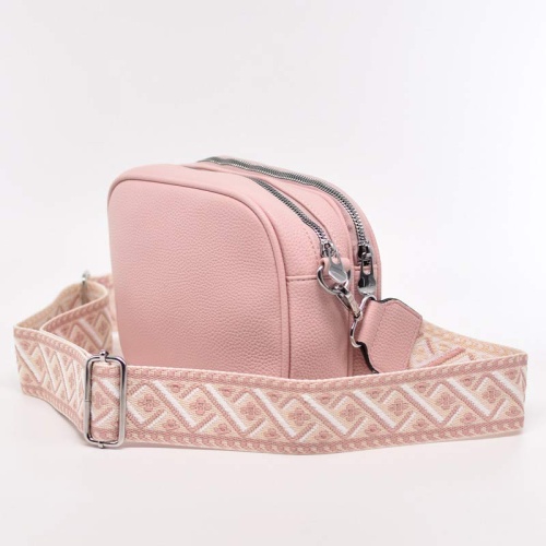 Дамска чанта от еко кожа с красива дръжка нов модел розова