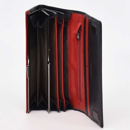 Дамско портмоне от телешка кожа високо качество магнитно закопчаване черно с червено