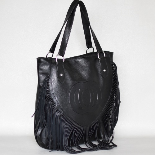 Евтина дамска чанта с ресни тип торба за под мишница от изкуствена кожа