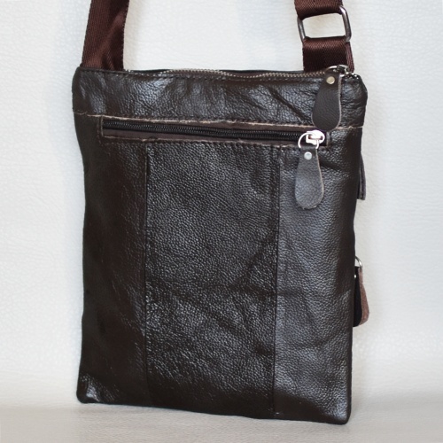 Мъжка чанта тип плик от естествена кожа мека с дълга дръжка тъмно кафява