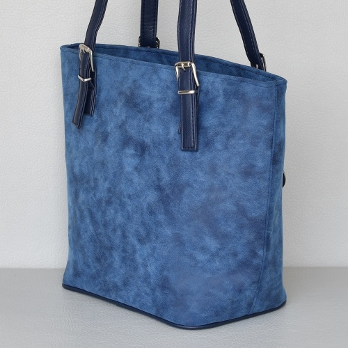 Българска дамска чанта синя твърда с ефект състарена кожа