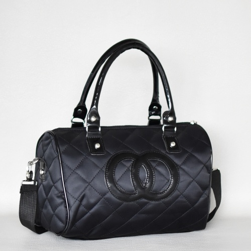 Евтина дамска чанта тип куфарче текстилна с къси и дълга дръжка черна
