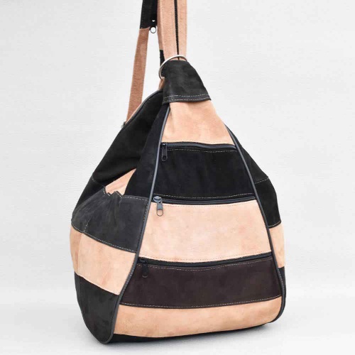 Дамска раница-чанта от естествен велур с външни джобчета, шарена