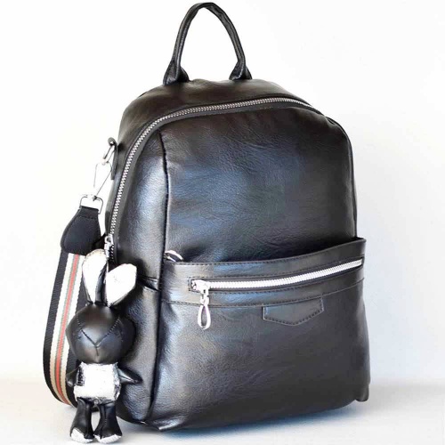 Дамска раница-чанта 2в1 от еко кожа с много джобчета и висулка Зайче, черна