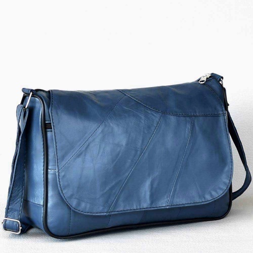 Дамска чанта от естествена кожа с дълга дръжка за през рамо, тъмно синя