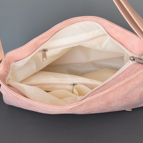 Българска дамска чанта от висококачествена еко кожа за през рамо, цвят пудра
