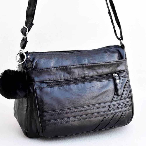 Дамска чанта от мека варена еко кожа, с много джобчета, черна, + ПОДАРЪК висулка