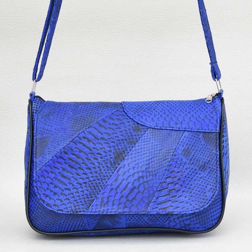 Дамска чанта от естествена кожа с дълга дръжка за през рамо, синя
