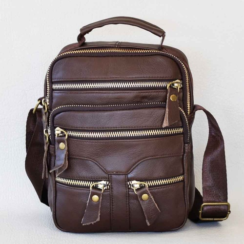 Мъжка чанта от естествена телешка кожа спортно-елегантен модел цвят-кафе