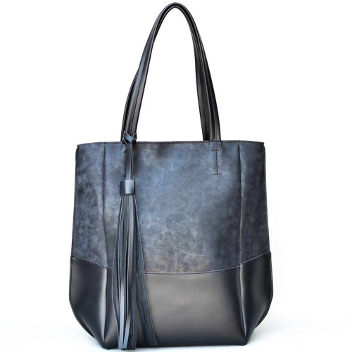 Българска дамска чанта тип торба за носене под мишница, черна