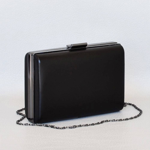 Клъч, тип портмоне-официална бална дамска чанта, черна