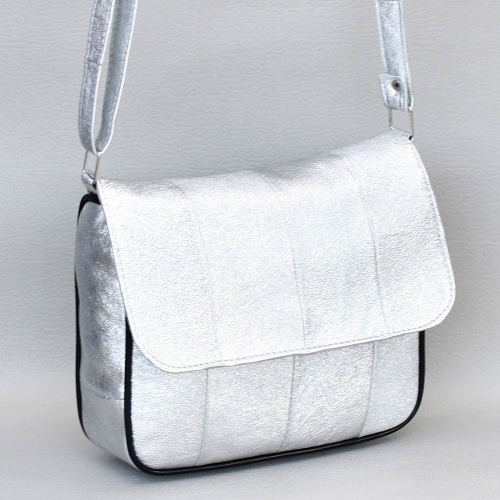 Дамска чанта от естествена кожа, малка, с дълга дръжка за през рамо, сребърна