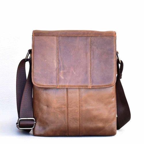 Мъжка чанта от естествена кожа тип плик с капак височина 23 см, кафява