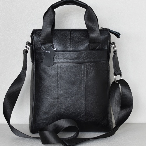 Мъжка чанта от естествена кожа голяма за формат А4 за в ръка и през рамо