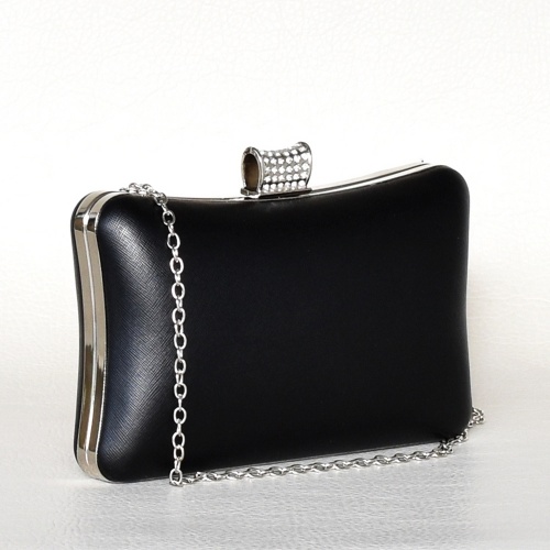 Дамска чанта клъч твърда ефектен дизайн официална от еко кожа с лек релеф черна